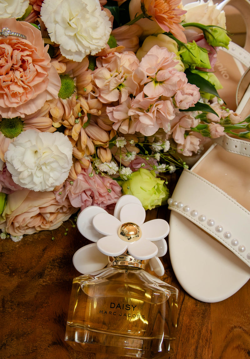 The Bridal Bouquet Details