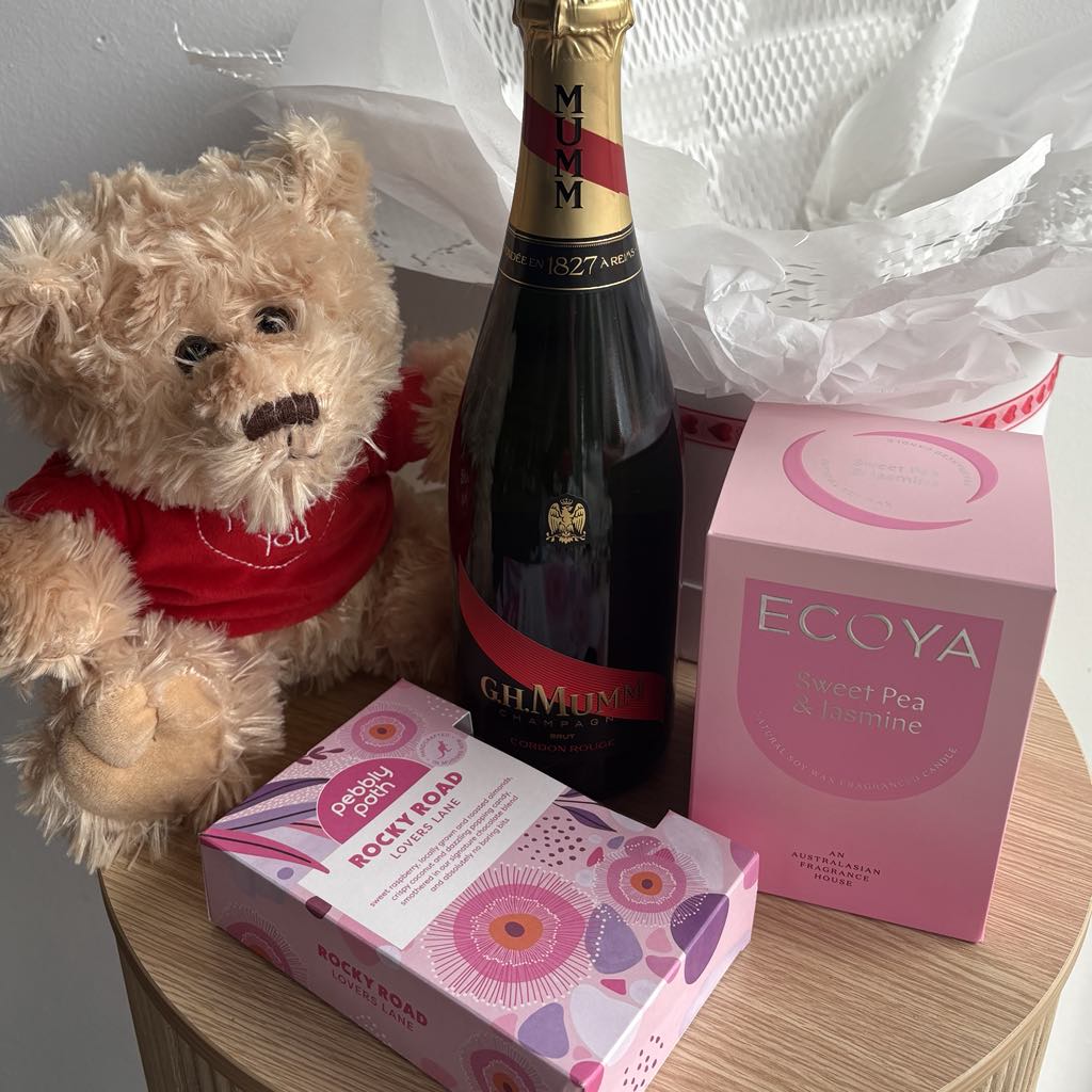Romantic Escape Hamper